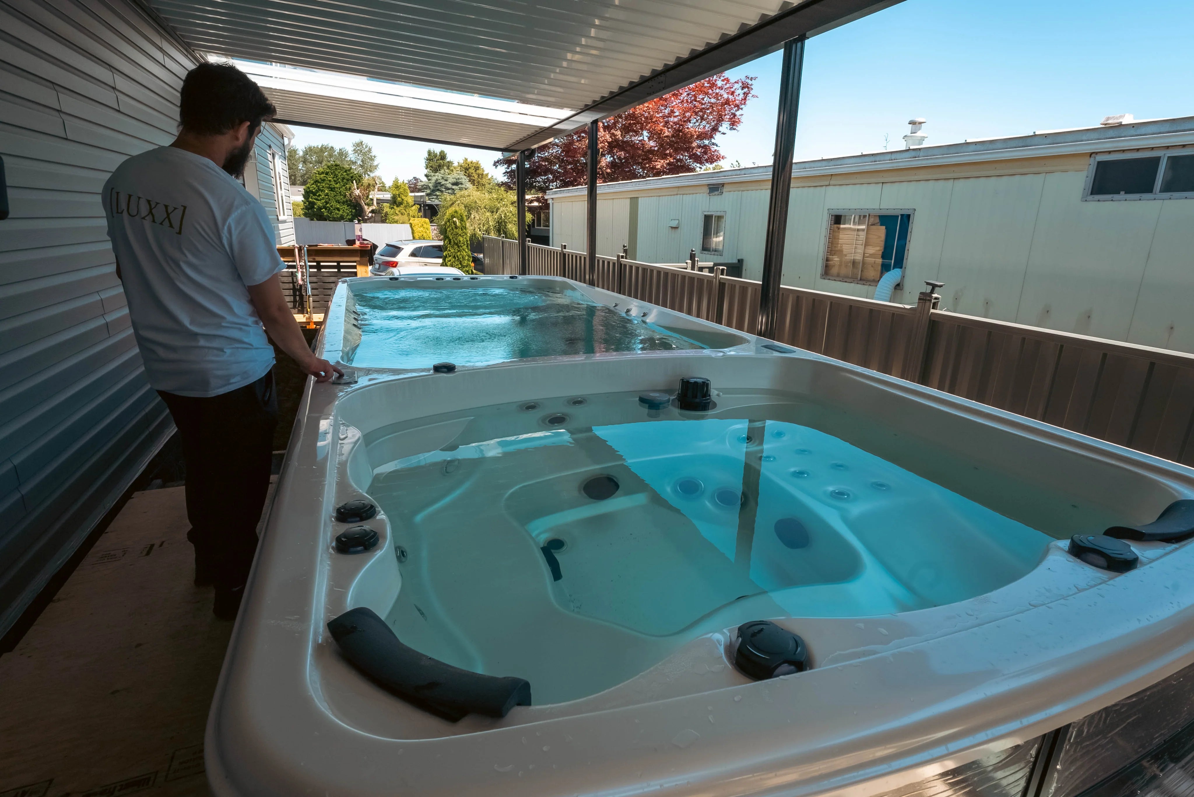 Outdoor spa pool