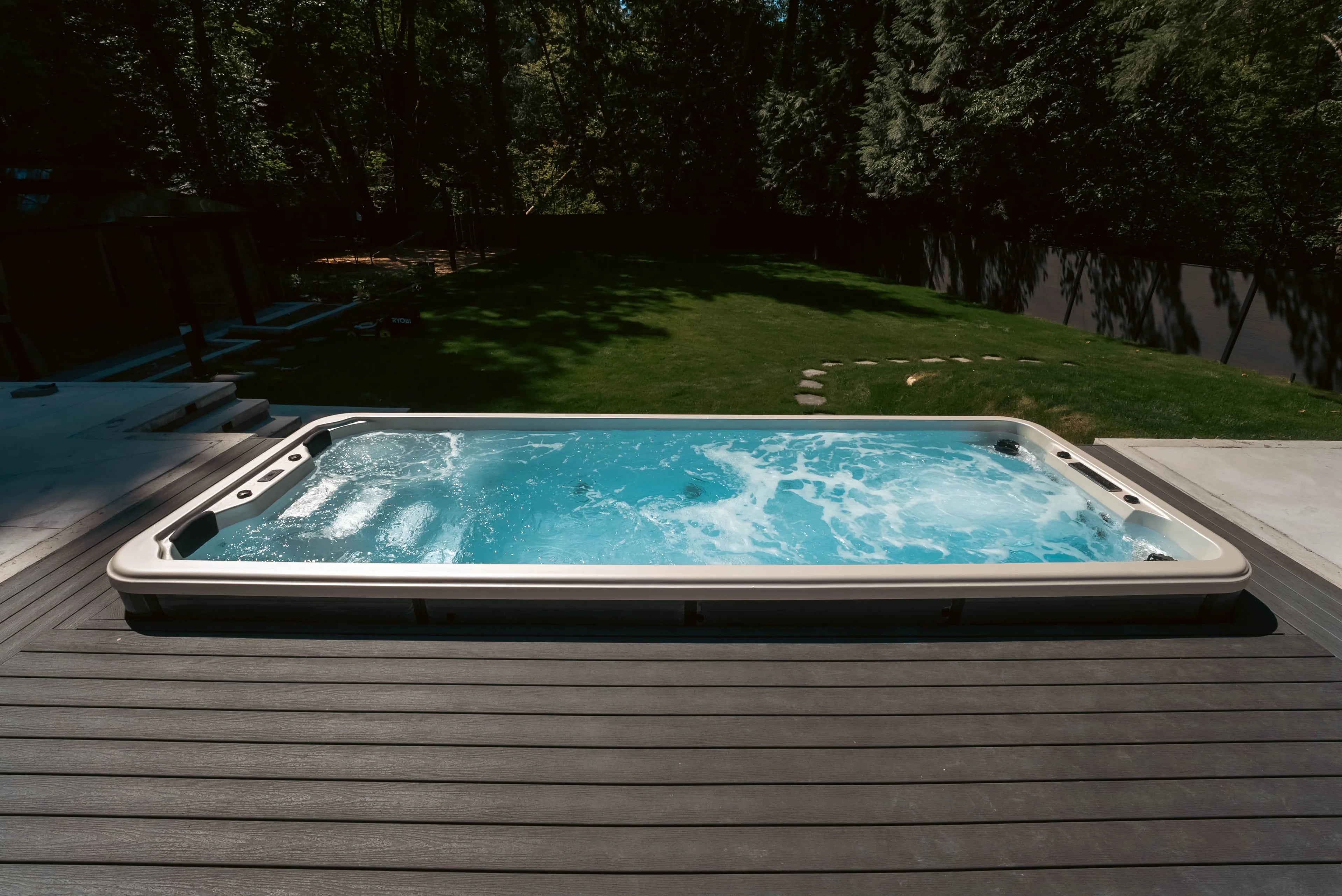 Luxx swin spa